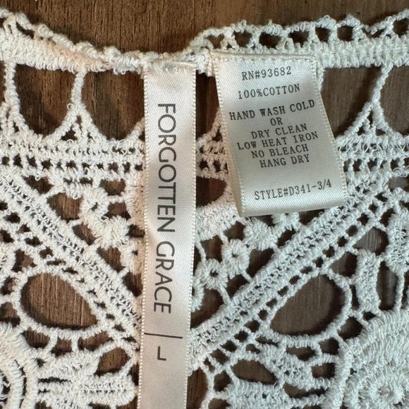 Cream crochet top with tie detail size large festival shrug sweater - Picture 3 of 8